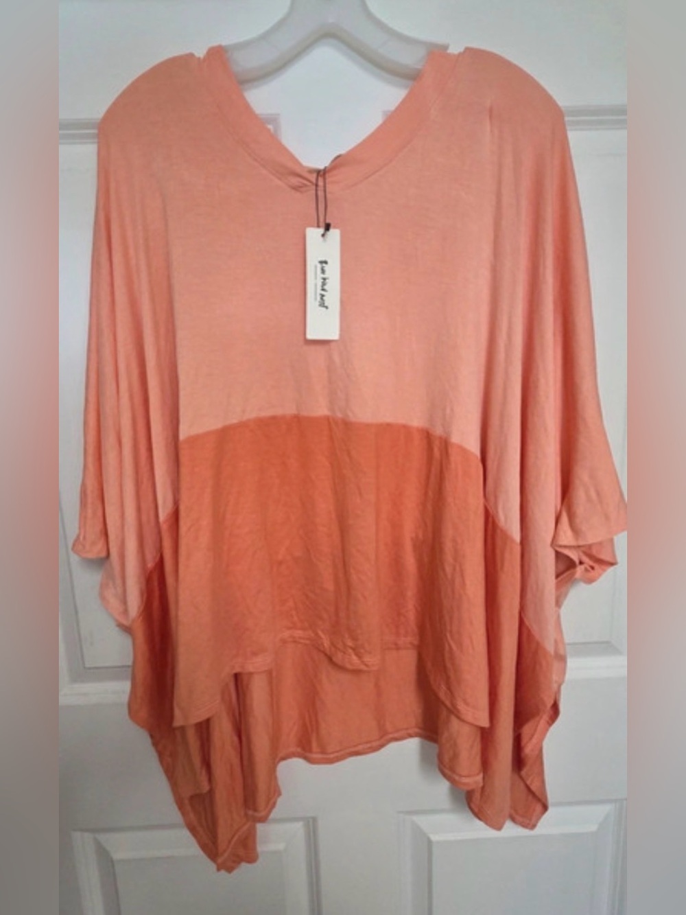 M129 // Three Birds Nest boho top NWT coral // medium // very oversized